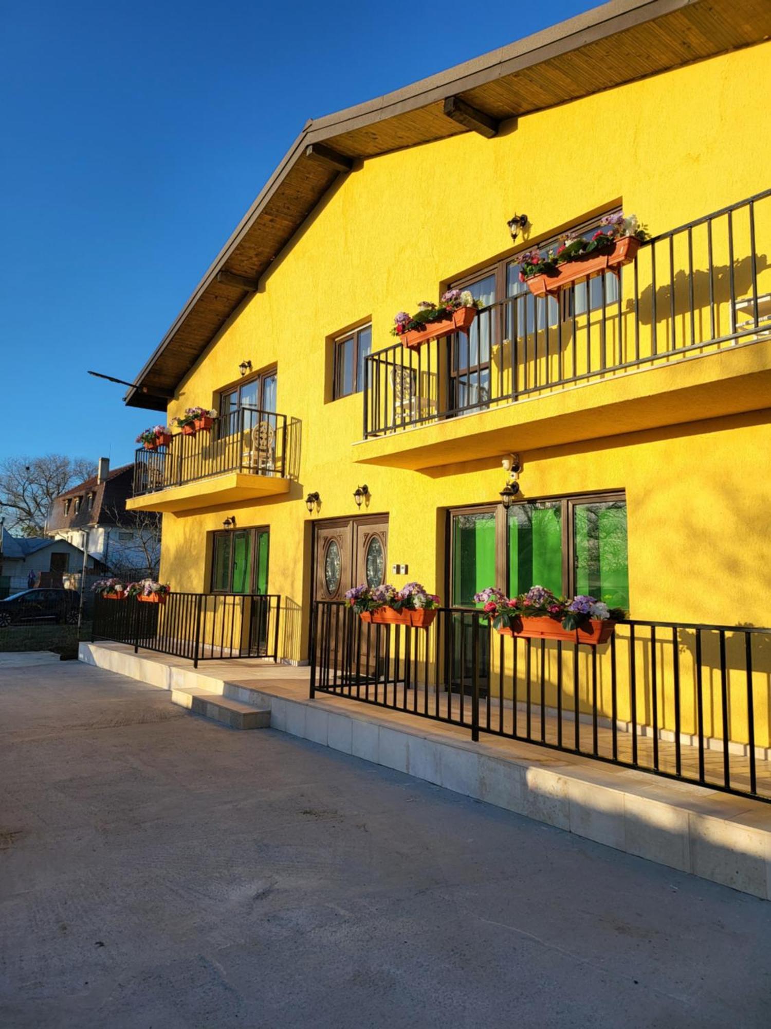Casa Privata Airport Bucharest Therme Bucharest Balotești Exterior foto